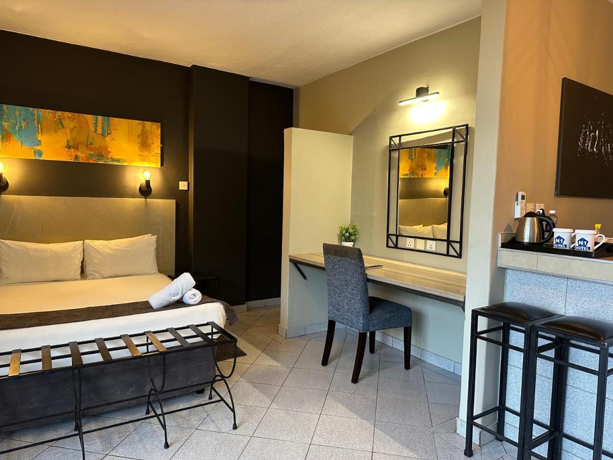 N1 Hotel Samora Machel Хараре Екстериор снимка