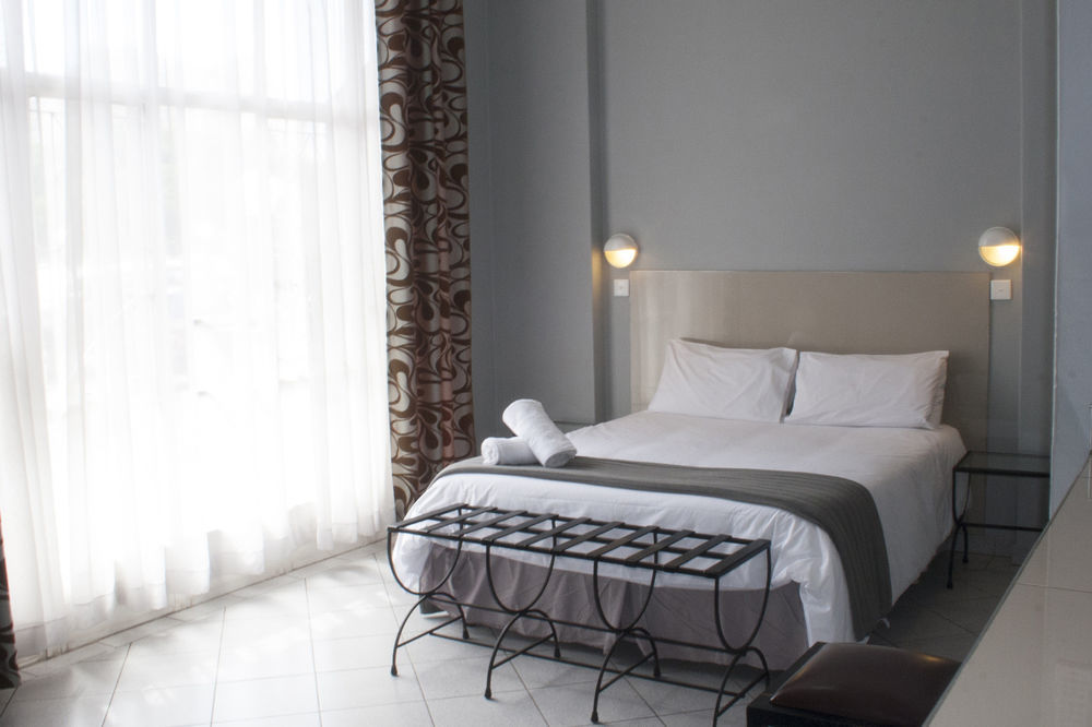 N1 Hotel Samora Machel Хараре Екстериор снимка